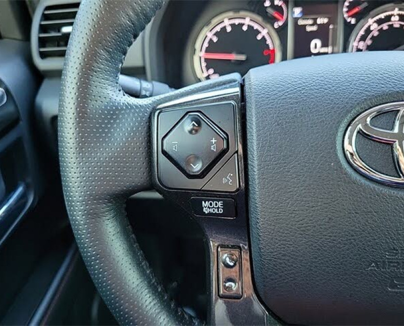 2024 Toyota 4Runner TRD Off-Road Premium 4WD