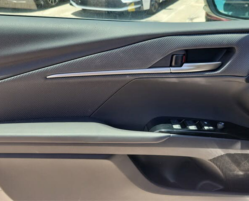 2025 Toyota Camry SE FWD